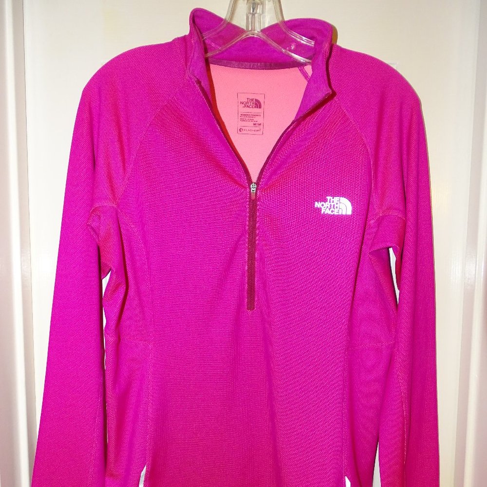 north face pink 1/4 zip pullover. Like NEW. Sz M.
